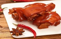 五香鹵肉如何脫穎而出？創業者必看，創新定位引爆市場！
