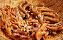 鴨貨鴨脖鹵味學習去哪？鴨貨鴨脖鹵味學習難嗎？創業者輕松掌握，利潤翻倍！