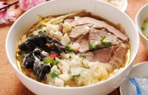 想學正宗的羊肉泡饃怎么做？ 一招教你獨門秘方，市場搶手！ 教你如何輕松創業翻身賺大錢！