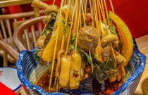 金湯熱鹵一元一串，想學(xué)最正宗技術(shù)？輕松學(xué)會(huì)！