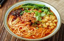 重慶小面學(xué)費(fèi)3800，3天學(xué)會(huì)，7天開店，靠譜嗎？