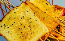 烤面包片的做法：如何烤出外脆內軟的美味面包片？