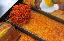 鍋巴飯生意怎么樣？出餐快利潤高，小攤也能干成大買賣！