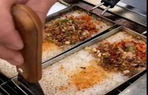 鍋巴飯的做法擺攤能賺錢嗎？味道做對，顧客天天排隊！
