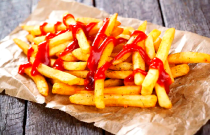 67 元土豆做炸薯條，20 分鐘售罄后遇暴雨