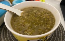 8 斤綠豆做冰鎮(zhèn)綠豆沙，100 多杯快速售罄
