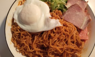 擺攤3元火雞面多重？怎么操作合適，值得深入了解！