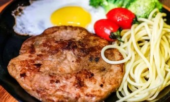 地攤牛排技術培訓去哪里學？學費多少錢？牛排和黑椒醬的核心配方