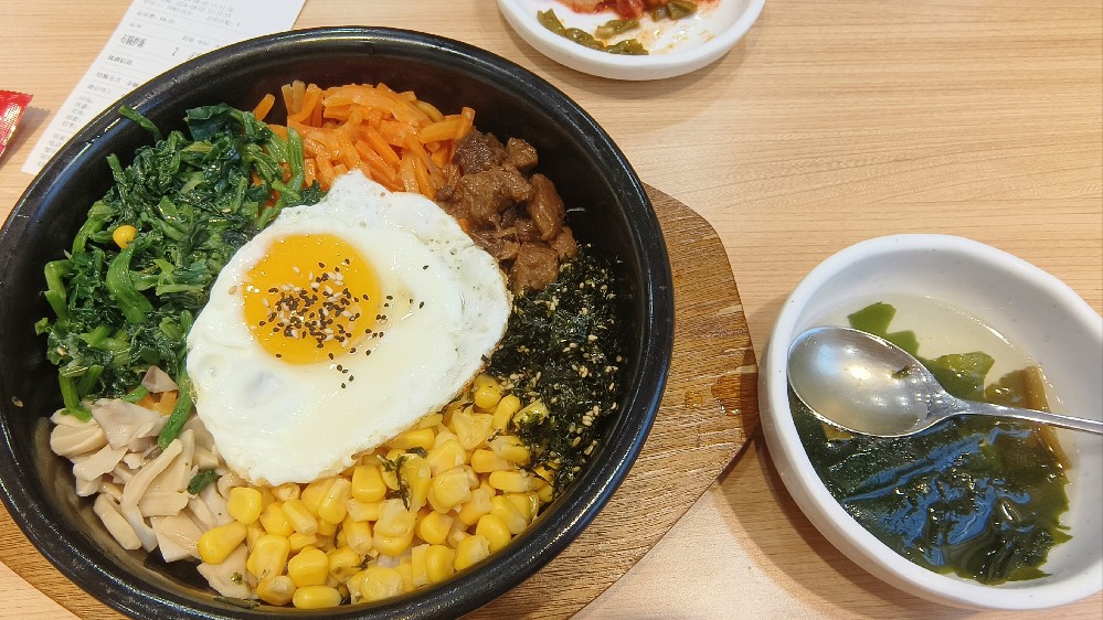想學(xué)石鍋拌飯？石鍋拌飯加盟費(fèi)多少？加盟費(fèi)的真相！