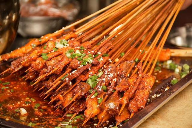 冷鍋串串怎么做才入味？來廚仟藝學正宗技術！