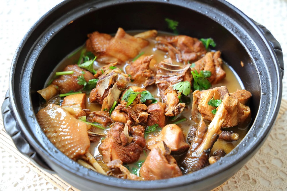 學會小砂鍋菜譜，做出家人喜歡的飯菜，輕松提升餐桌魅力。
