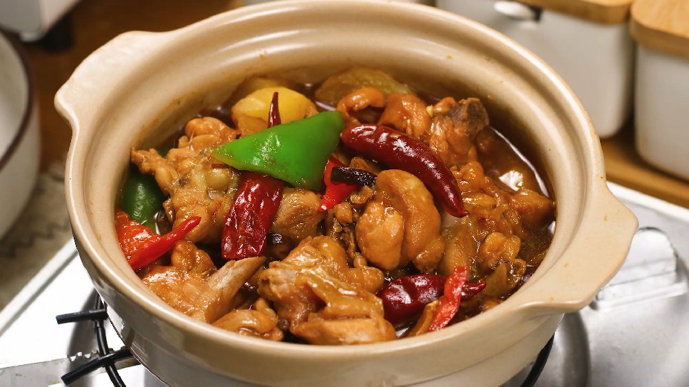 想學(xué)砂鍋菜的各種做法？從傳統(tǒng)到創(chuàng)意，輕松學(xué)會(huì)