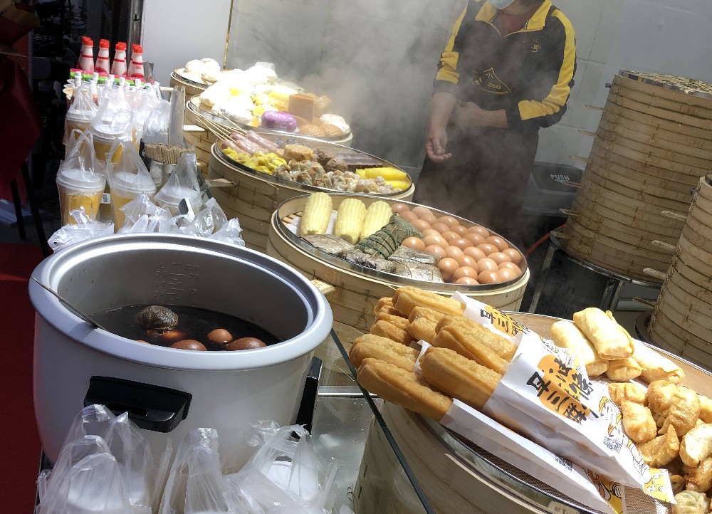 在縣城開早餐店要多少錢？2025年開店成本大揭秘，成功創(chuàng)業(yè)的關鍵！