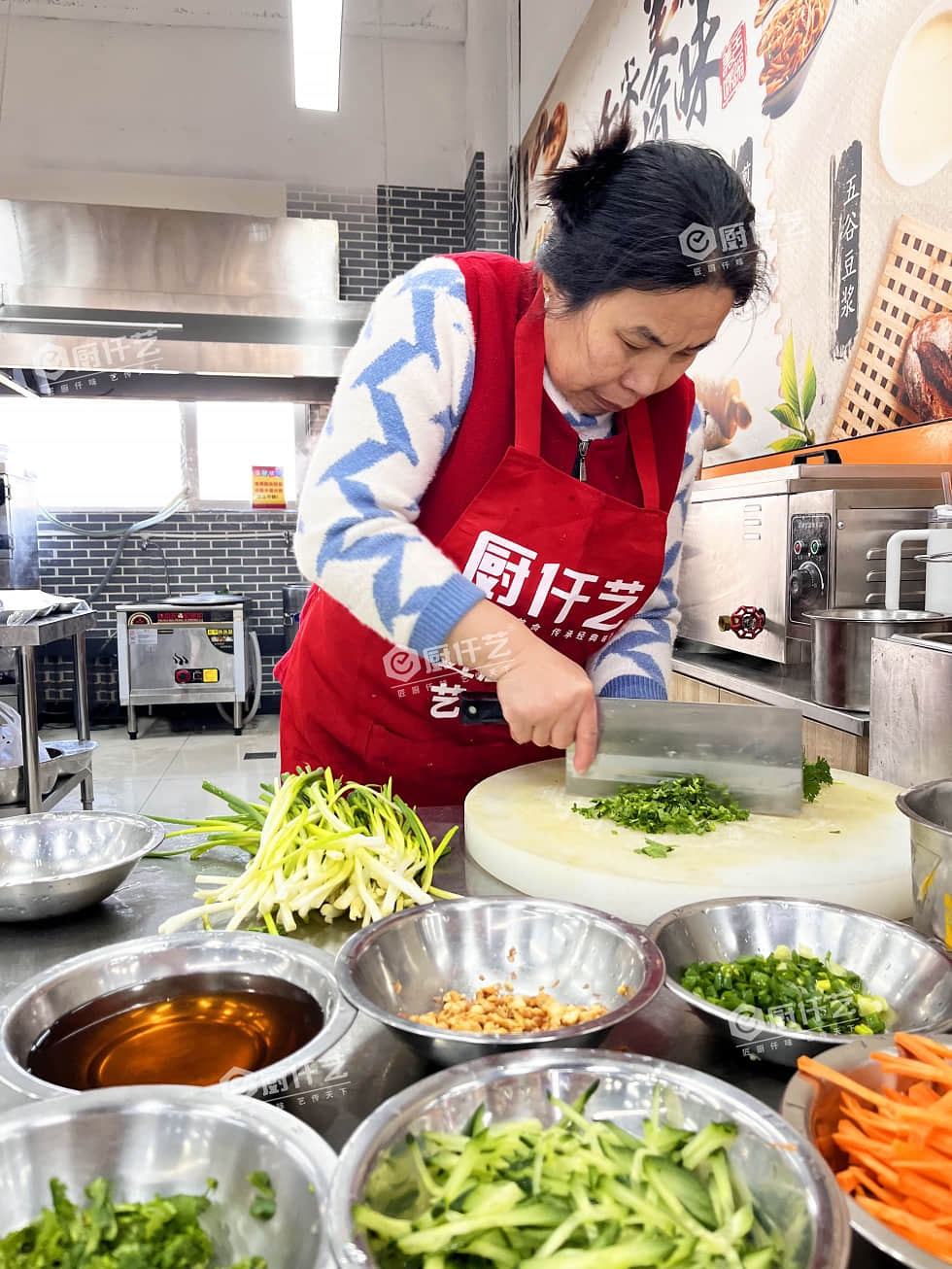 一斤豆子出幾碗豆腐腦?學技術真輕松,小本起步也能賺!