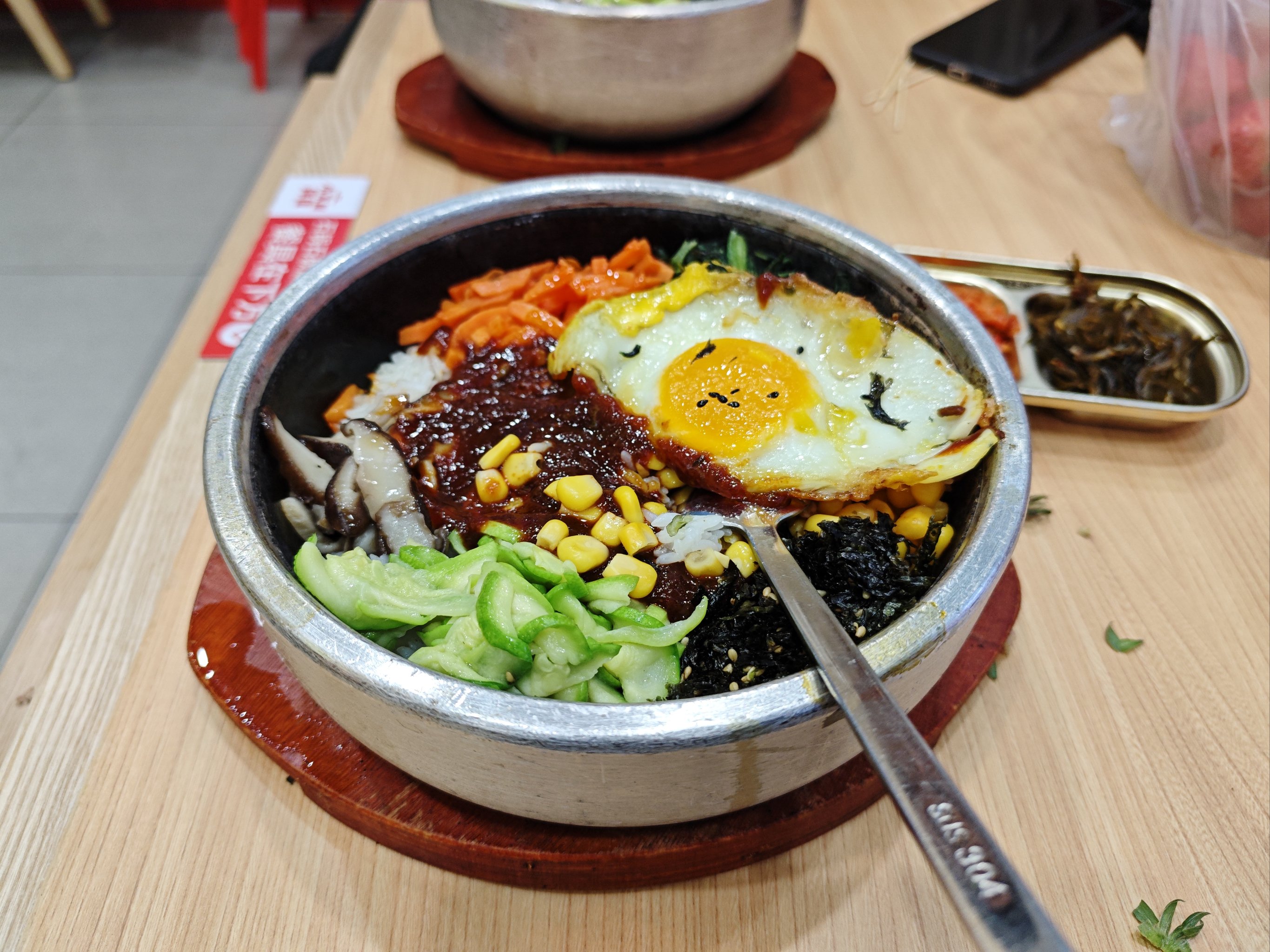 烤肉拌飯一份12元能掙多少錢？成本揭秘，輕松盈利不是夢！