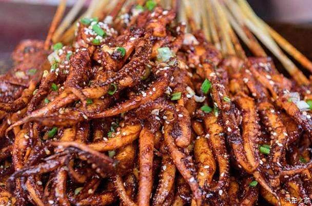 鐵板魷魚(yú)哪里學(xué)最好？掌握真本事，排隊(duì)都擋不住！