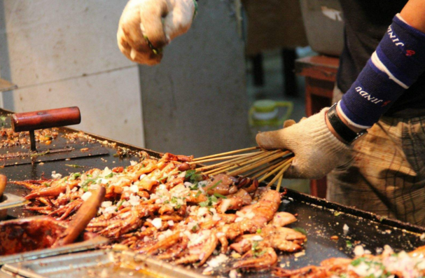 大學食堂最火爆的項目？為什么這么火，創業者都盯著它！