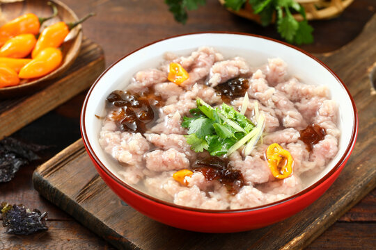 福鼎肉片賣10元一碗利潤大嗎？真能掙錢，還是想多了！