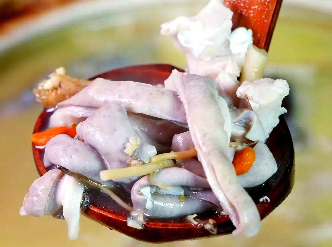 豬肚雞賺錢嗎？看似一鍋湯的生意，背后藏著新手創業者都忽略的門道！