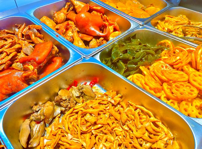 鹵菜培訓需要多久？新手幾天就能學會？關鍵是掌握味道與火候的秘訣！