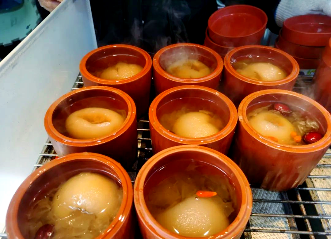 冰糖烤梨街頭攤做法？香氣四溢易上手，小本創業也能干！