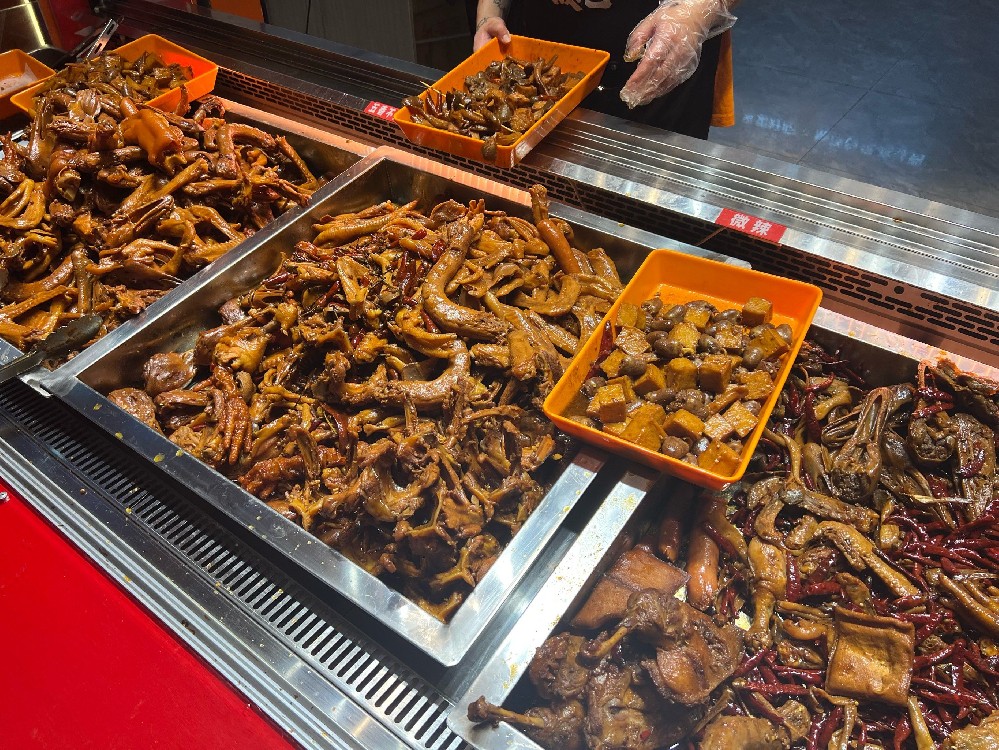 鹵雞爪多久能入味？甜辣風味鹵制時間與火候控制方法