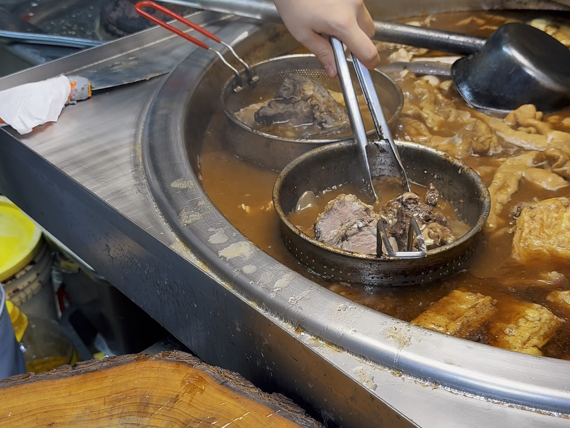 鹵煮火燒為什么有人敢賣二十多塊？客人真的愿意買嗎？