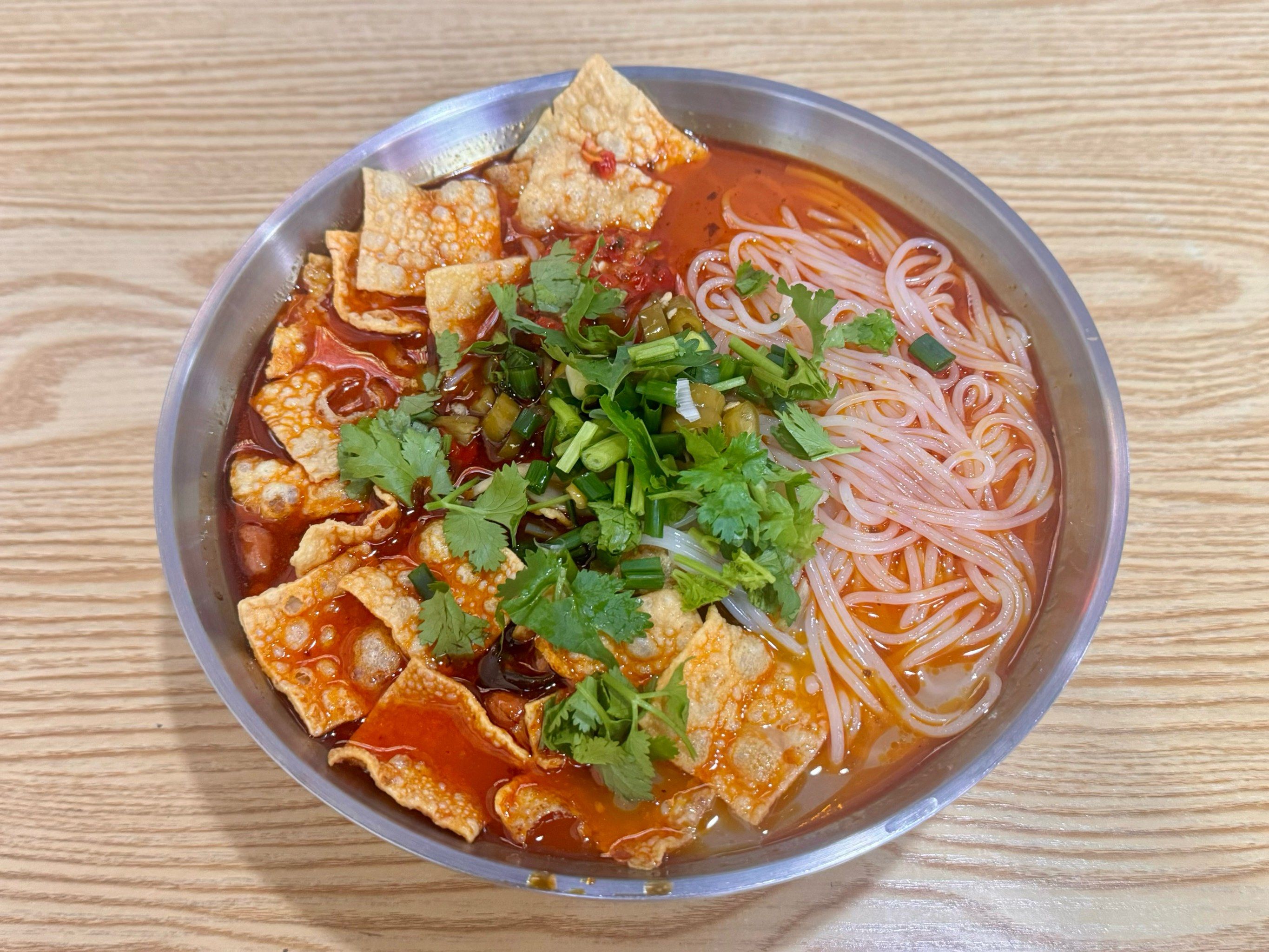 螺螄粉去哪里學(xué)正宗才靠譜？拆解關(guān)鍵細(xì)節(jié)方法，讓新手少走彎路！