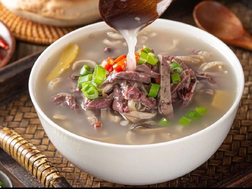 哪里有正宗的羊肉湯培訓更靠譜？掌握關鍵細節的方法，讓新手少踩坑！