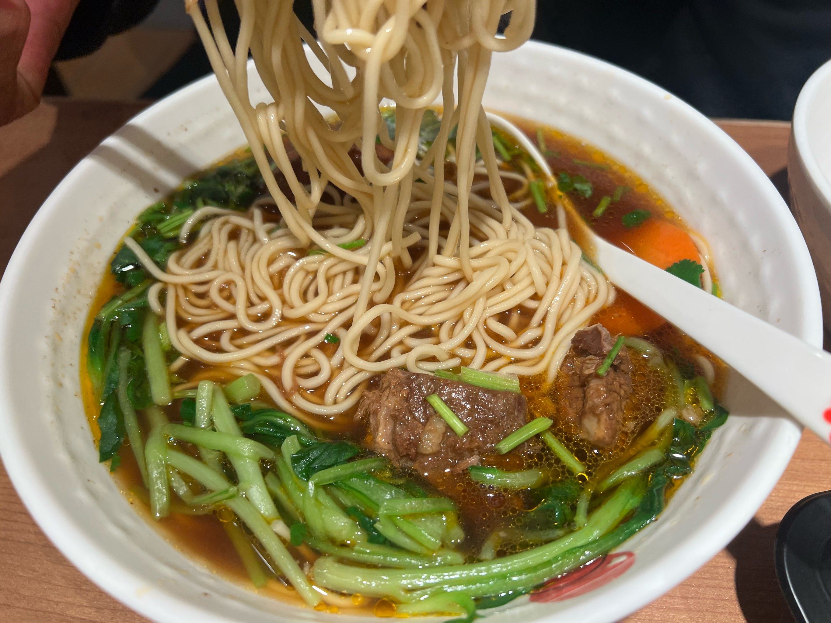 饸饹面的做法與配方怎么掌握？關鍵技巧與創業實操全解析