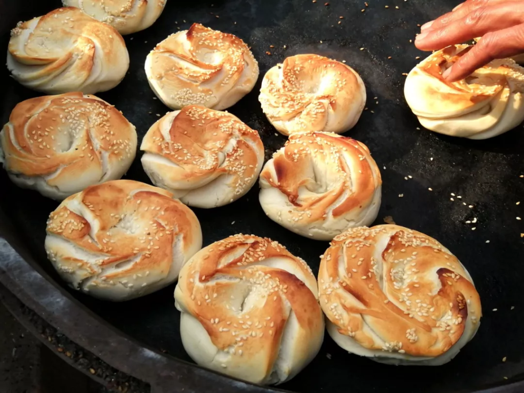 老式馬蹄燒餅做法難嗎？從配料到出爐一步步講清楚適合新手學