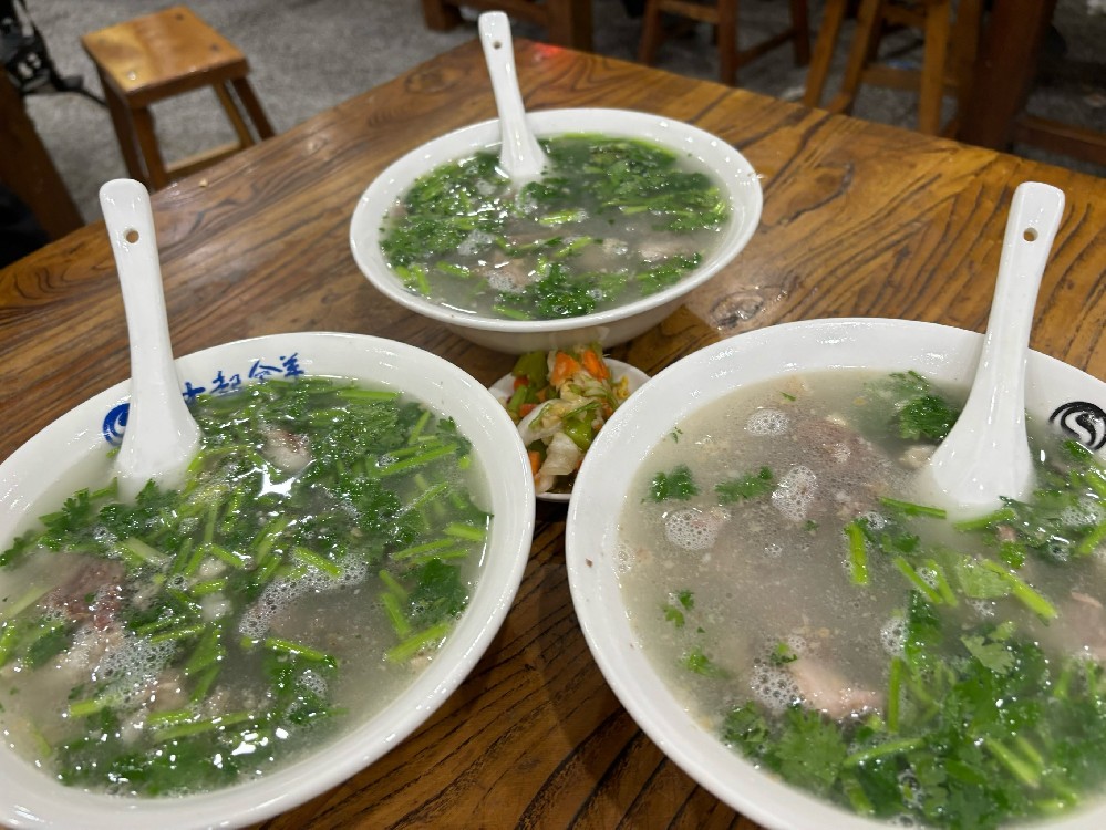 羊湯怎么做好喝湯又白？關鍵步驟別忽略，新手也能一次成功