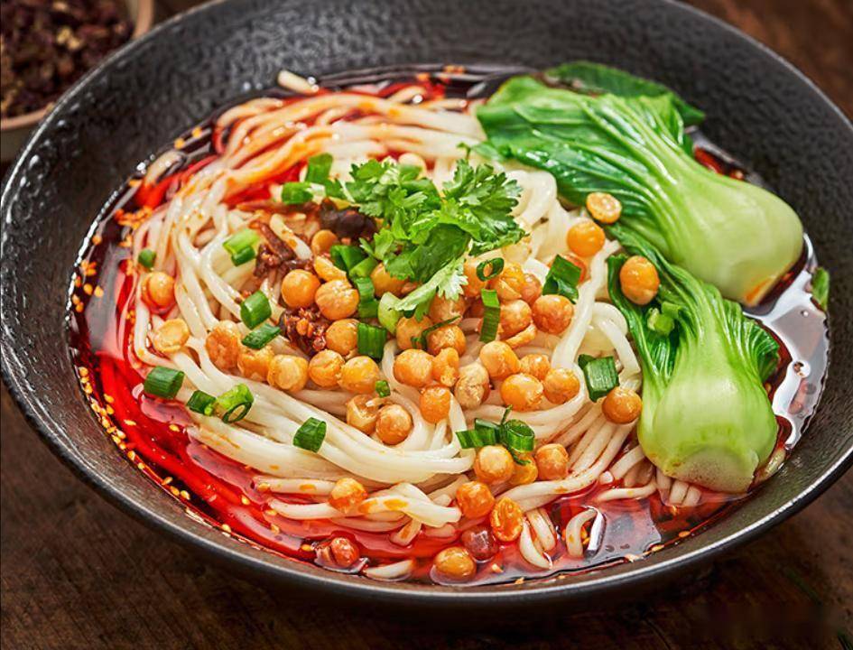 什么地方可以學(xué)重慶小面？學(xué)習(xí)渠道怎么選，技術(shù)和口味才是關(guān)鍵