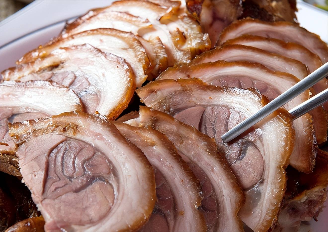 梁山哪里可以學鹵肉更靠譜？把學習方式和真實培訓過程講清楚，心里有數再決定更踏實